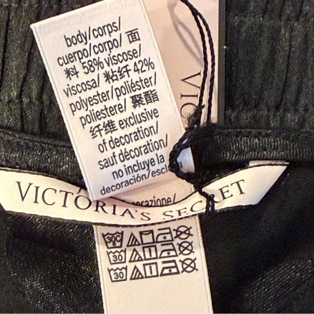 Victoria's Secret Black Polka Dot Camisole with matching shorts - Picture 5 of 9